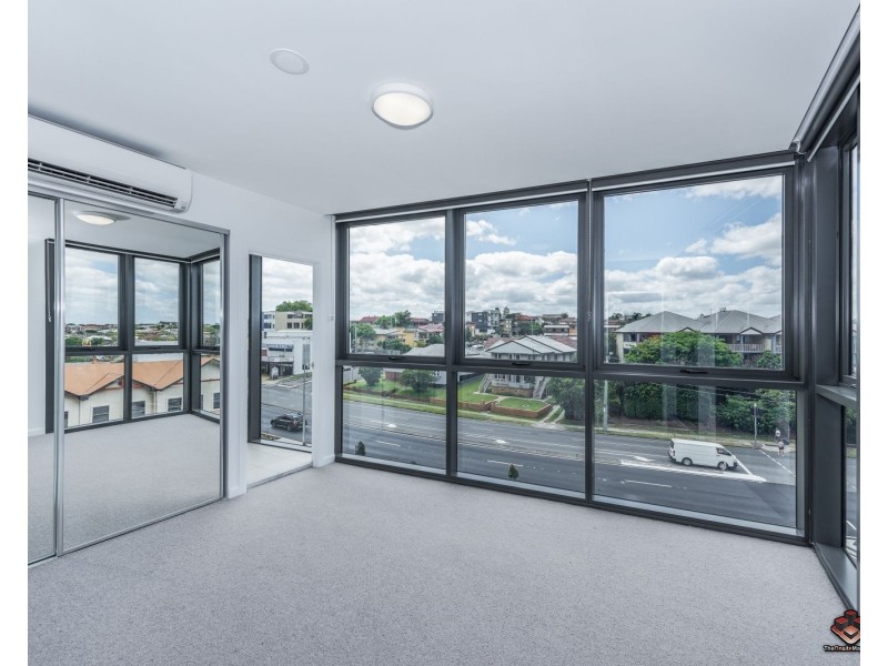 30408/300 Old Cleveland Road, Coorparoo QLD 4151