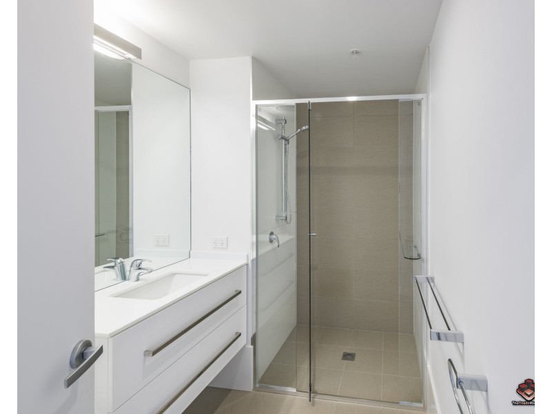 30408/300 Old Cleveland Road, Coorparoo QLD 4151