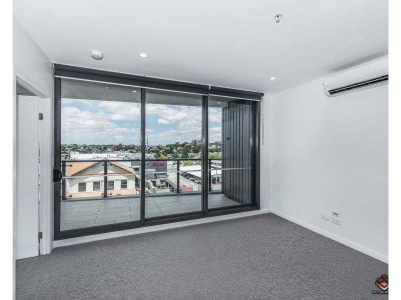 30408/300 Old Cleveland Road, Coorparoo QLD 4151