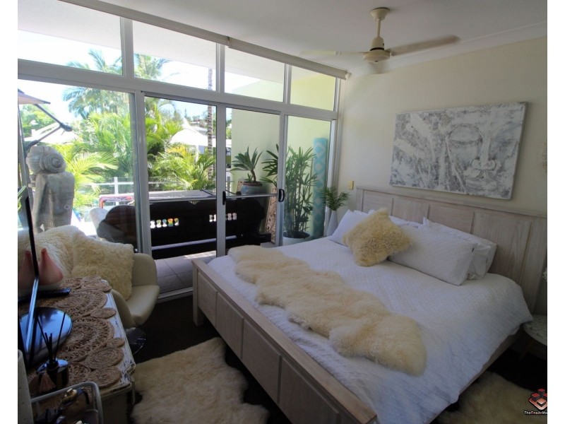 65 Manooka Drive, Cannonvale QLD 4802