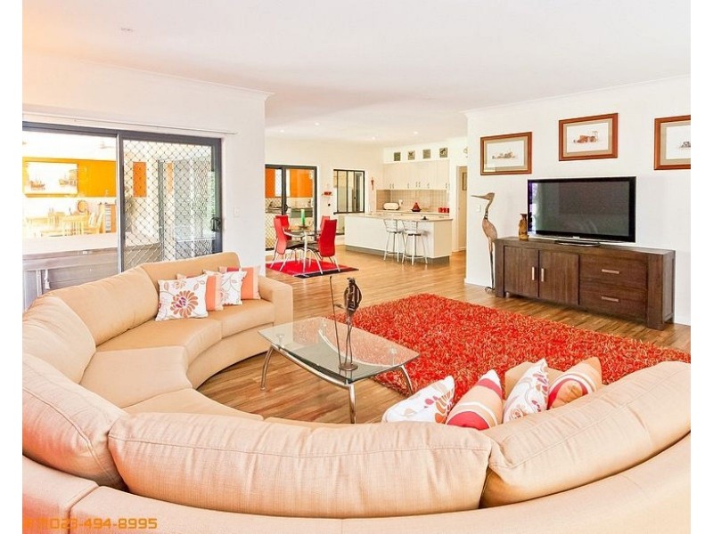 15 Amstal Avenue, Wondunna QLD 4655