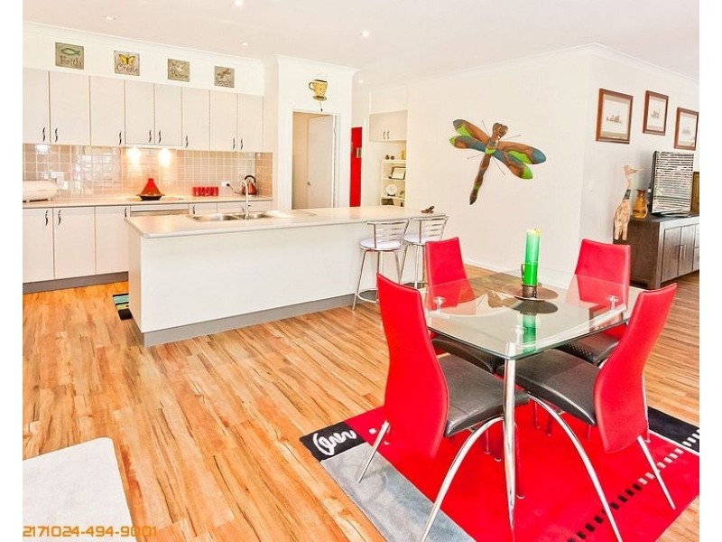 15 Amstal Avenue, Wondunna QLD 4655