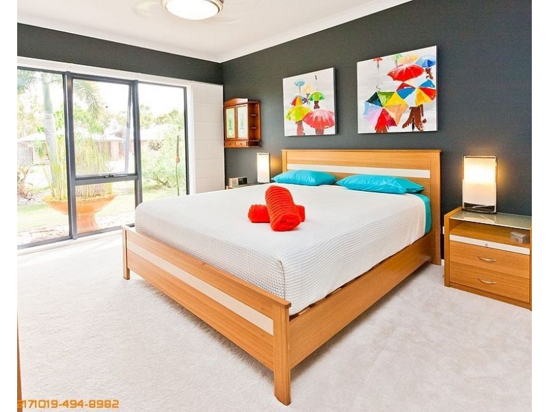 15 Amstal Avenue, Wondunna QLD 4655