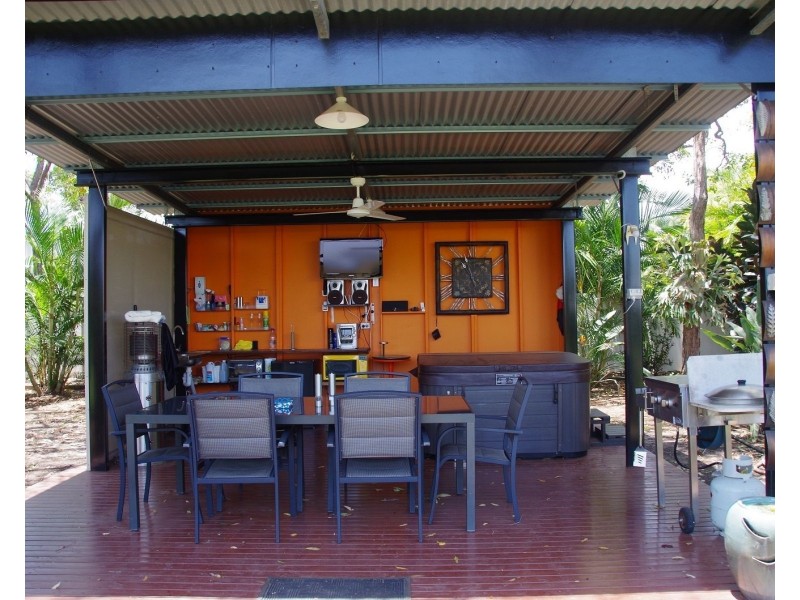 15 Amstal Avenue, Wondunna QLD 4655