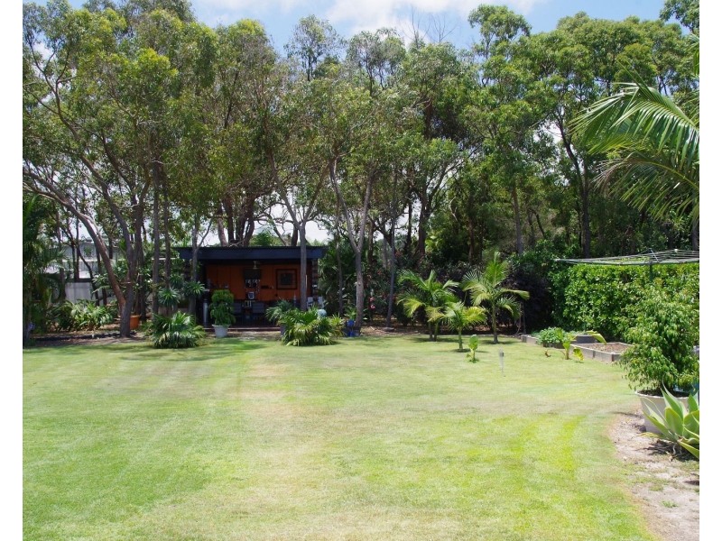 15 Amstal Avenue, Wondunna QLD 4655