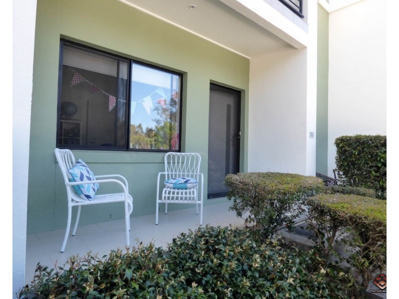 16 Surbiton Court, Carindale QLD 4152