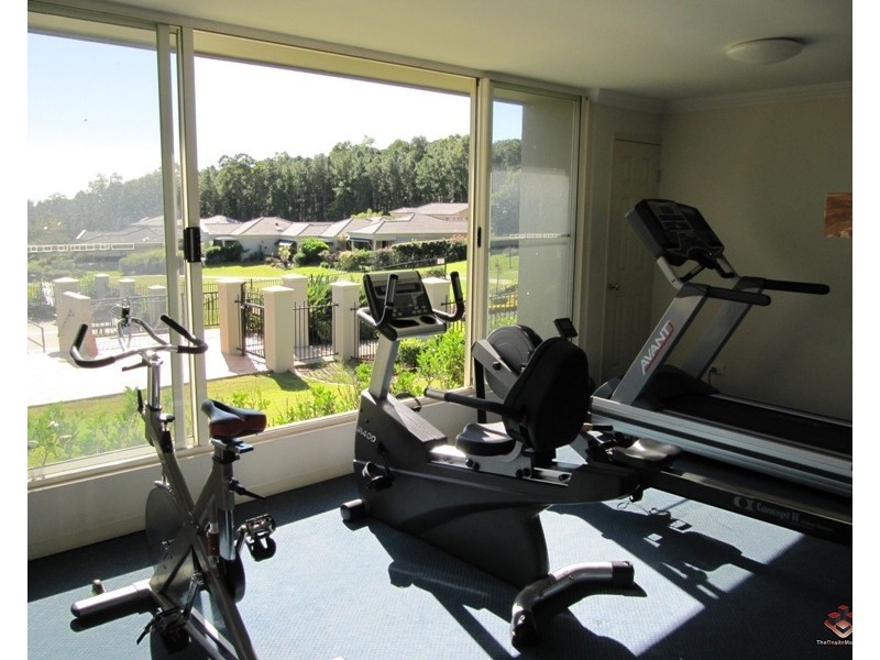 433 Brisbane Road, Arundel QLD 4214