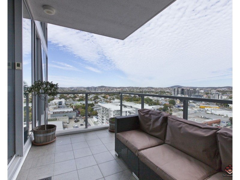 855 Stanley Street, Woolloongabba QLD 4102