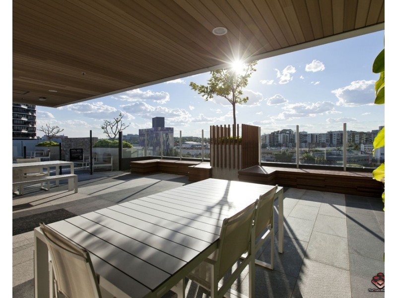 855 Stanley Street, Woolloongabba QLD 4102