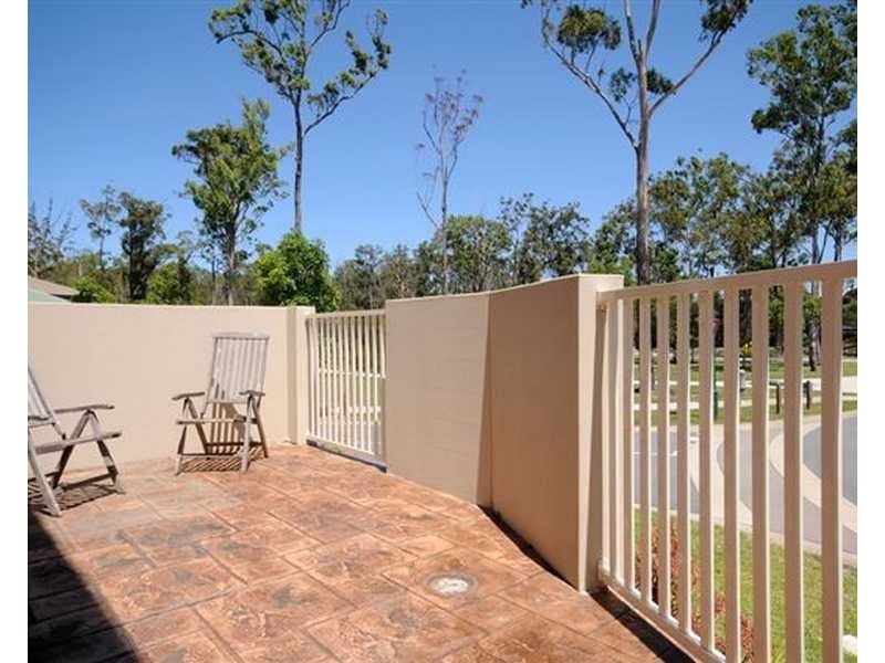 21 Castello Circuit, Varsity Lakes QLD 4227