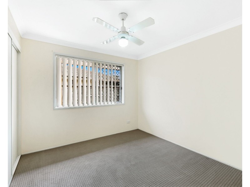 12 Bluemoon Close, Burleigh Waters QLD 4220