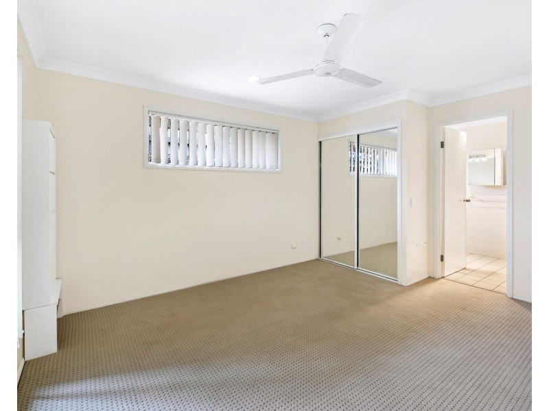 12 Bluemoon Close, Burleigh Waters QLD 4220