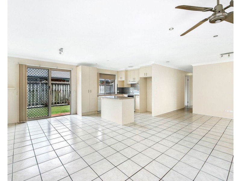 12 Bluemoon Close, Burleigh Waters QLD 4220