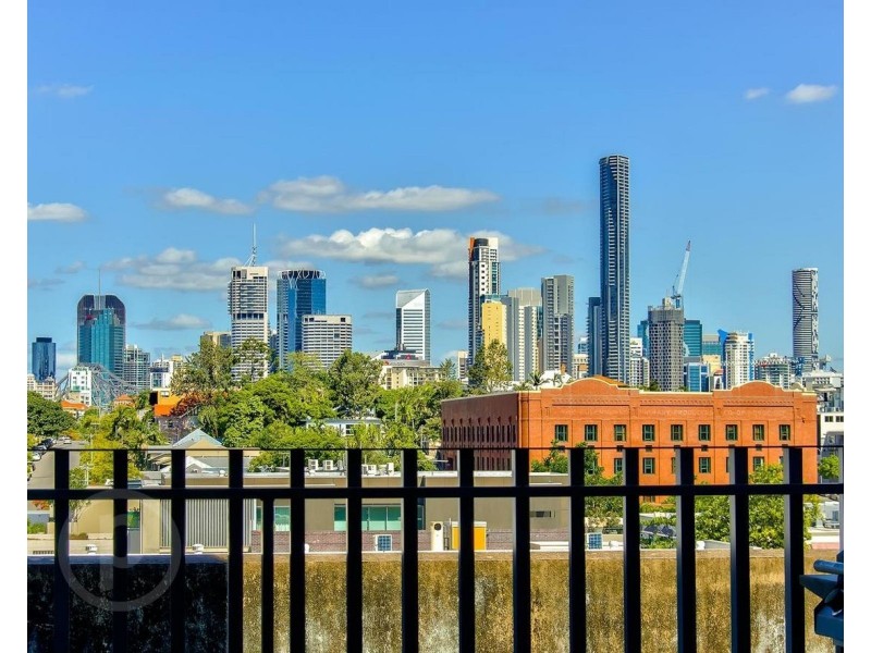 U605/8 Skyring Terrace, Teneriffe QLD 4005