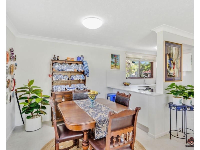 20A Old Burleigh Road, Surfers Paradise QLD 4217