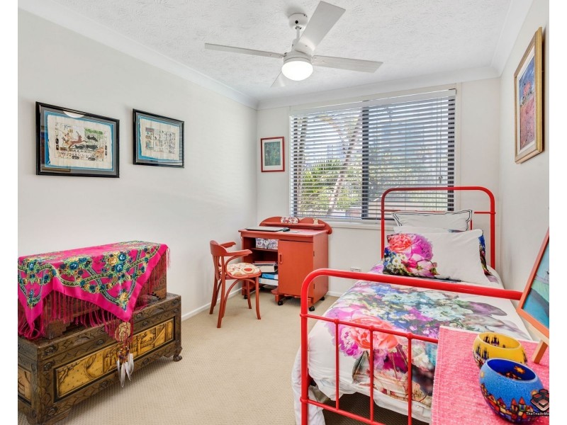20A Old Burleigh Road, Surfers Paradise QLD 4217