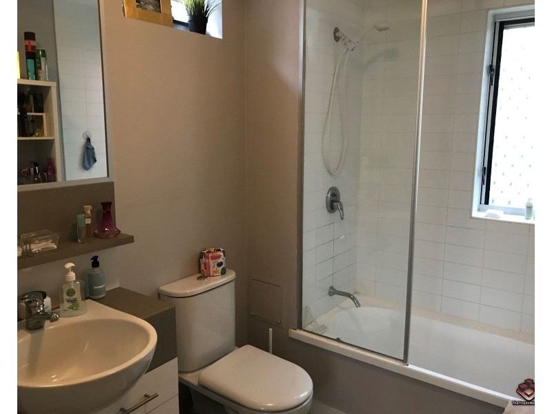 28 Masters Street, Newstead QLD 4006