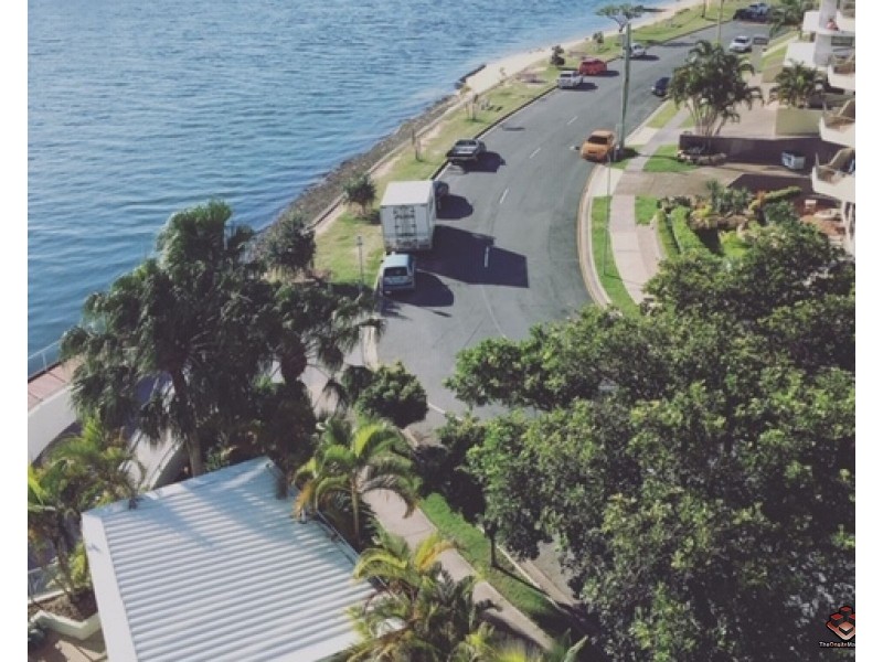 40 Riverview Parade, Surfers Paradise QLD 4217