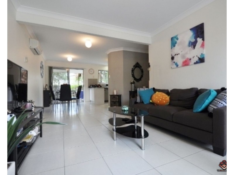 130 Jutland Street, Oxley QLD 4075