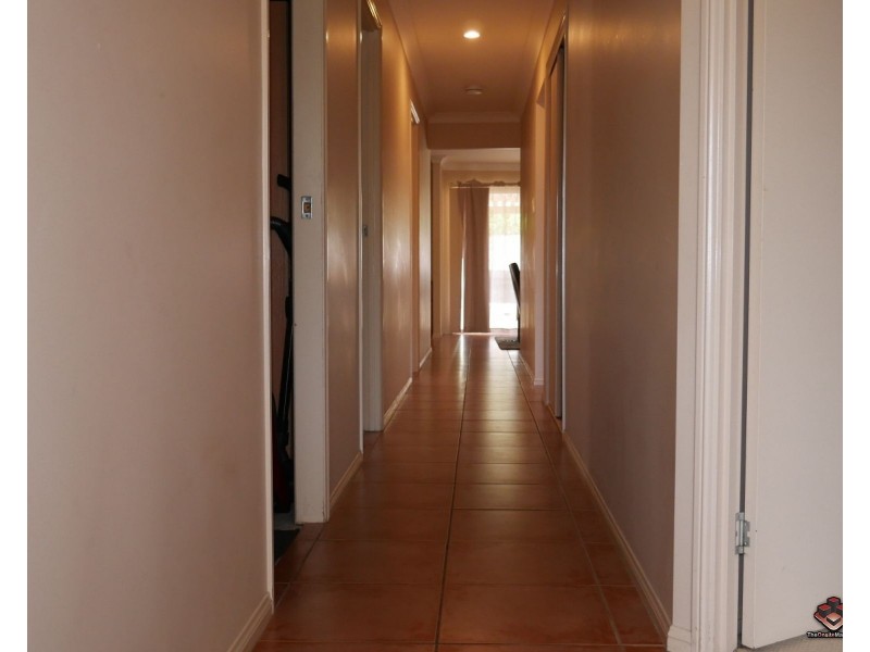 61 Collins Street, Collingwood Park QLD 4301