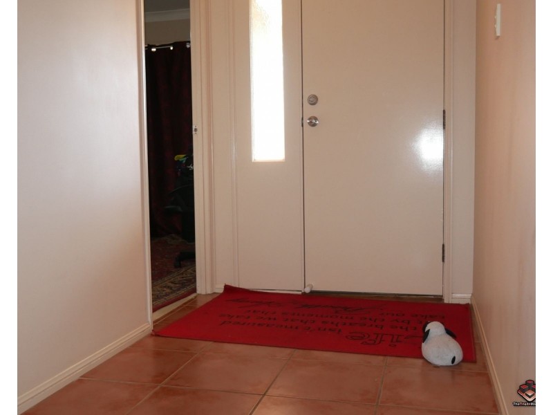 61 Collins Street, Collingwood Park QLD 4301