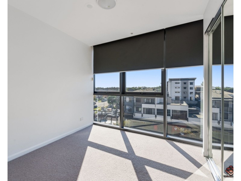 10605/300 Old Cleveland Road, Coorparoo QLD 4151