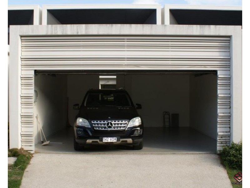 ID:3892443/19 Theatre Drive, Benowa QLD 4217