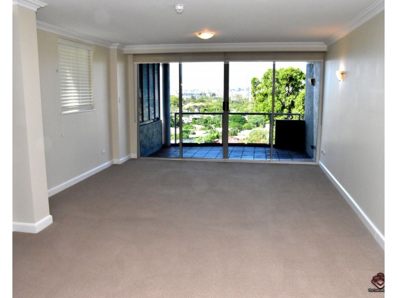 180 Swann Road, Taringa QLD 4068
