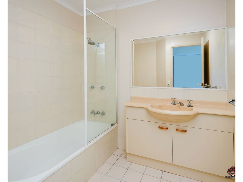 08/643 Pine Ridge Road, Biggera Waters QLD 4216