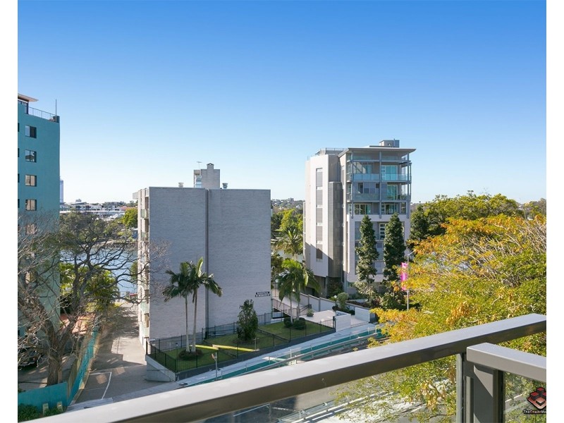 68 Benson Street, Toowong QLD 4066