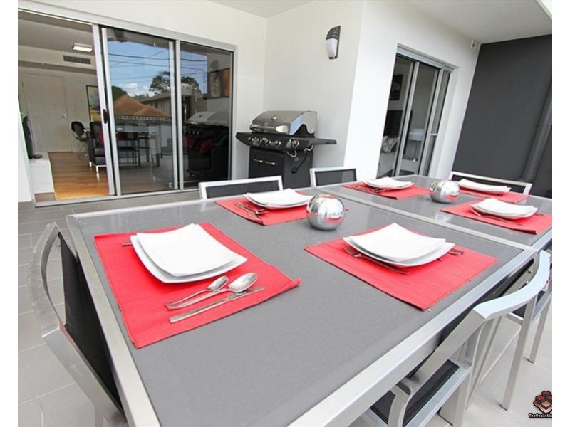 68 Benson Street, Toowong QLD 4066