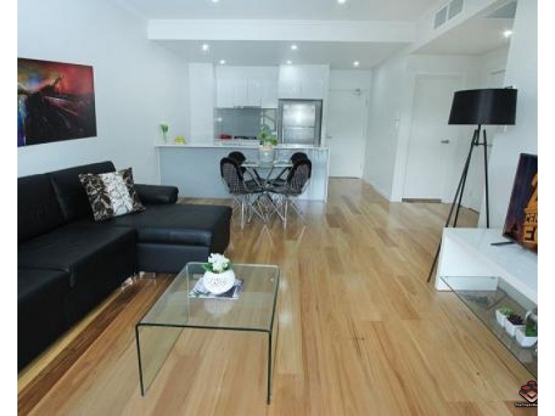 2 Laurence Street, St Lucia QLD 4067