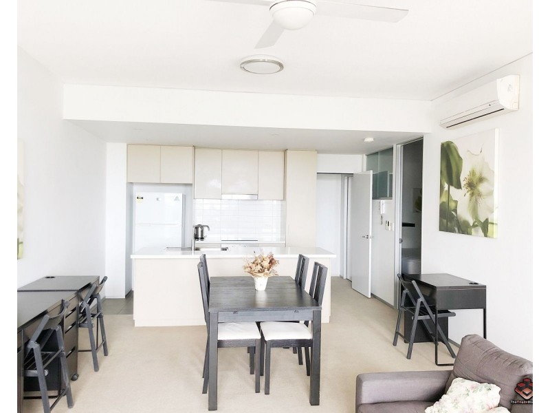 M3012/77 Jurgens Street, Woolloongabba QLD 4102