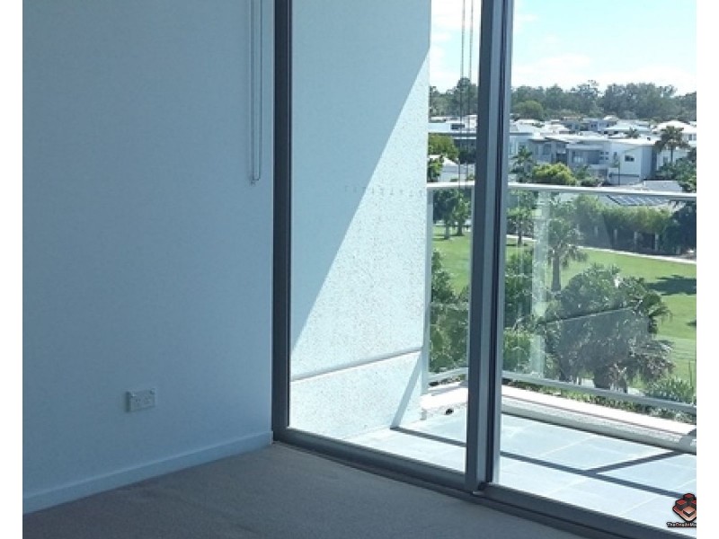2 East Quay Drive, Biggera Waters QLD 4216