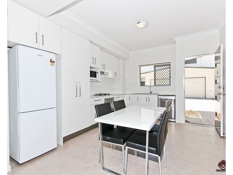 16/7 Debra Street, Coopers Plains QLD 4108