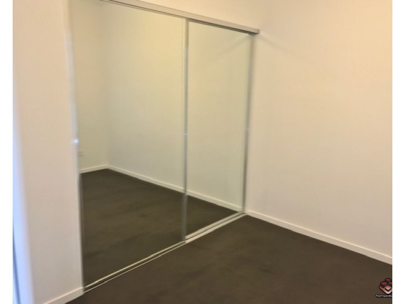712/19 Imperial Parade, Labrador QLD 4215