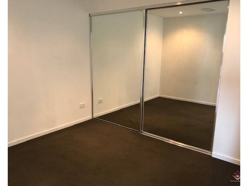 712/19 Imperial Parade, Labrador QLD 4215