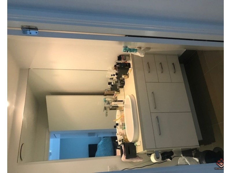 20 Labrador Street, Labrador QLD 4215