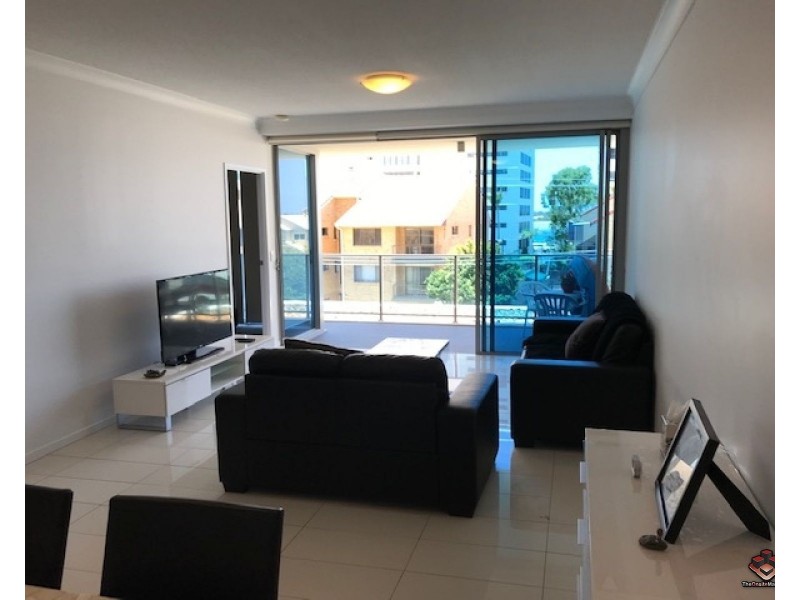 20 Labrador Street, Labrador QLD 4215