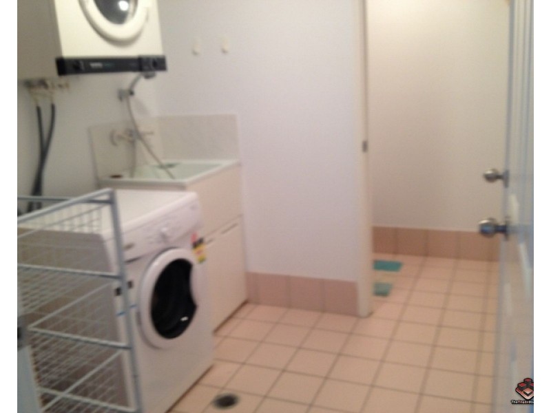 5-7 Old Burleigh Road, Surfers Paradise QLD 4217