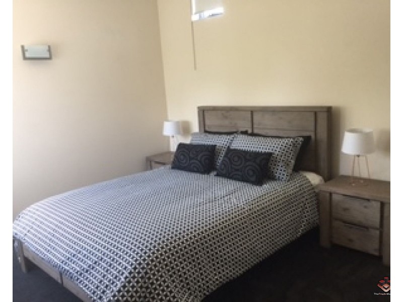 20-28 Bayview Street, Runaway Bay QLD 4216