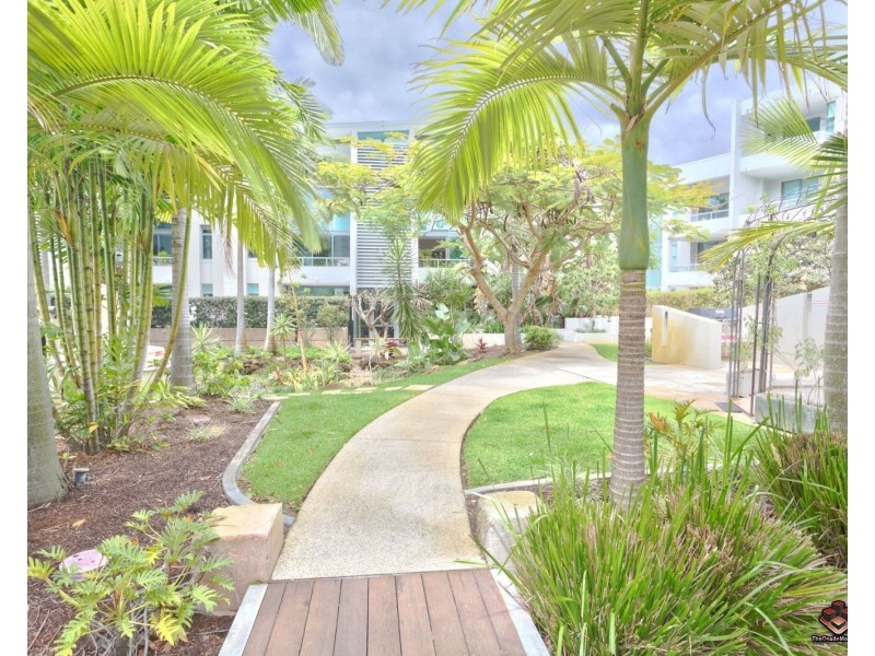 20-28 Bayview Street, Runaway Bay QLD 4216