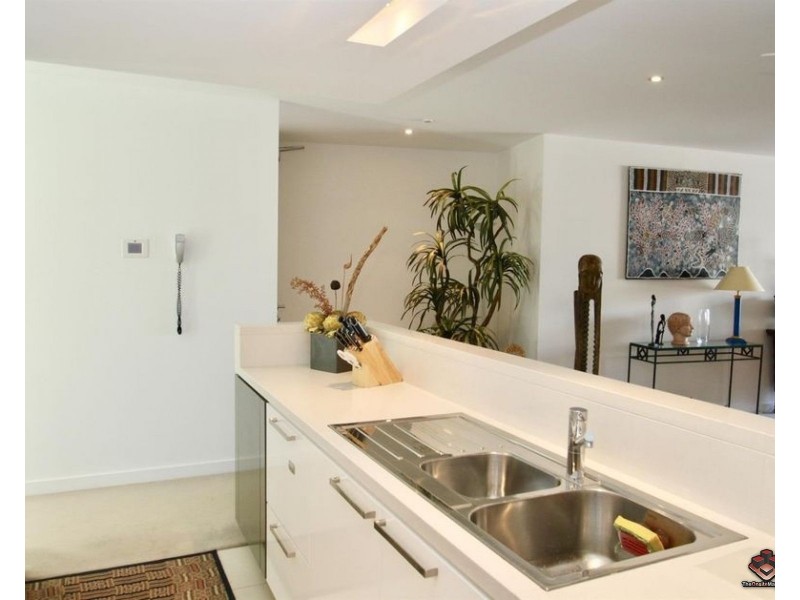 4203/323 Bayview Street, Hollywell QLD 4216