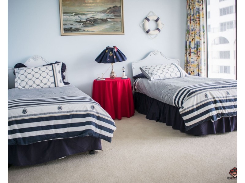 4 Old Burleigh Road, Surfers Paradise QLD 4217