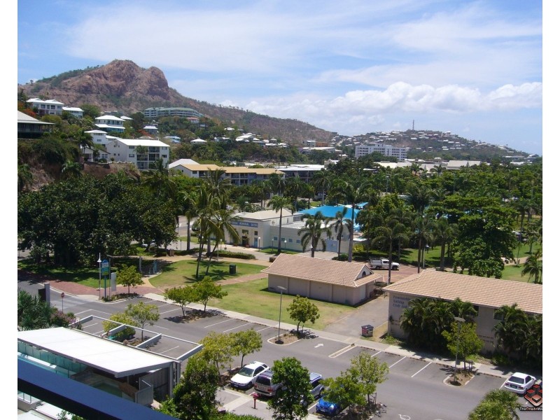 6 Mariners Drive, Townsville City QLD 4810