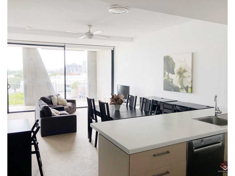 M2011/77 Jurgens Street, Woolloongabba QLD 4102