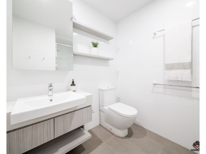 8 Dickens Street, Spring Hill QLD 4000