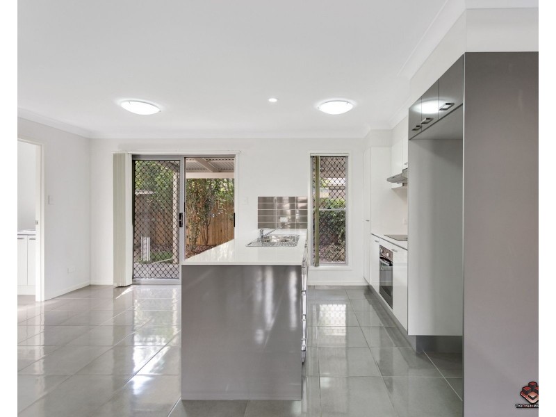 1 Bass Court, North Lakes QLD 4509