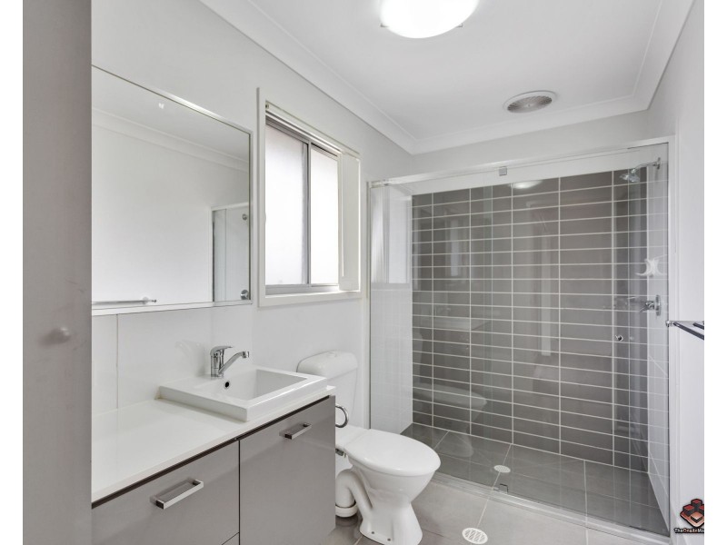 1 Bass Court, North Lakes QLD 4509