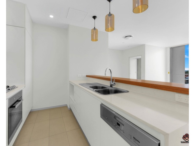 8 Dickens Street, Spring Hill QLD 4000